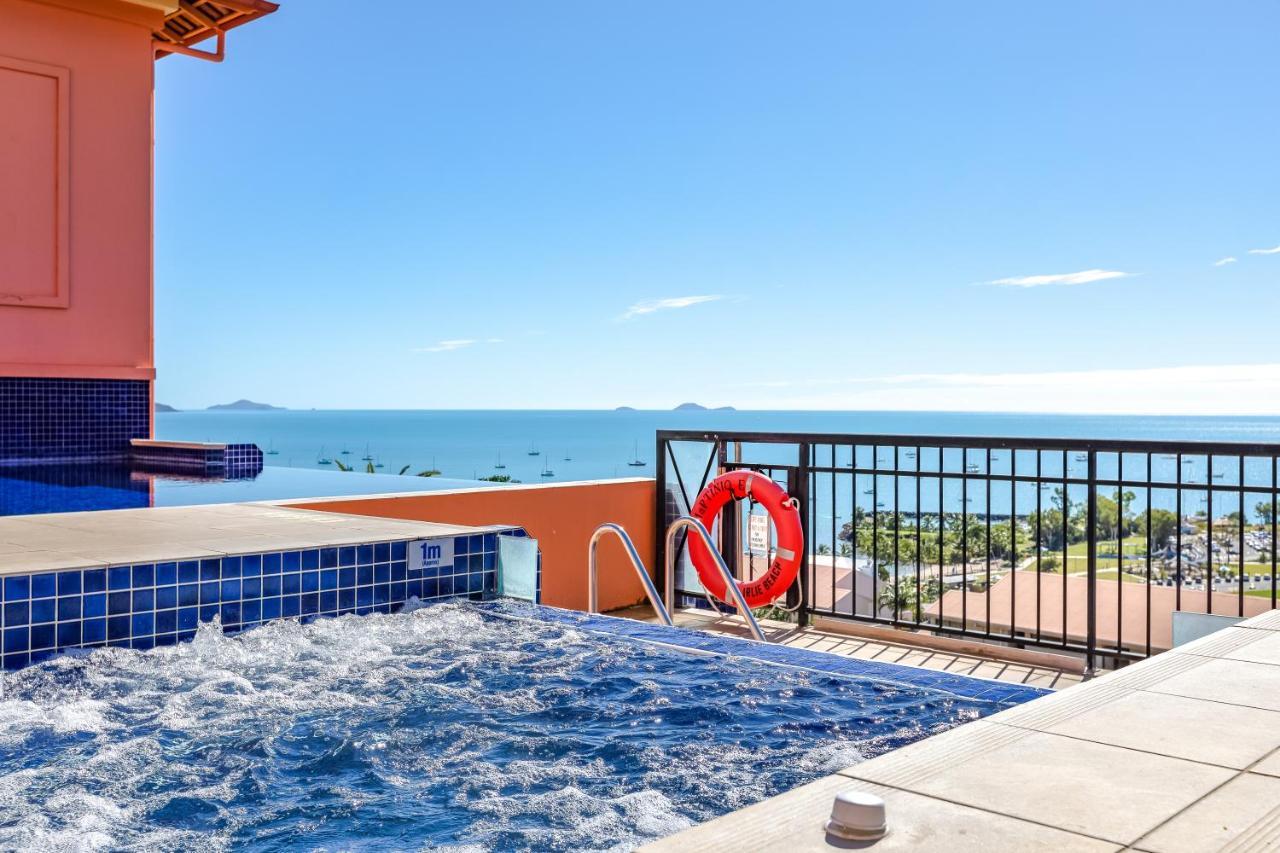 Martinique Whitsunday Resort Airlie Beach Extérieur photo