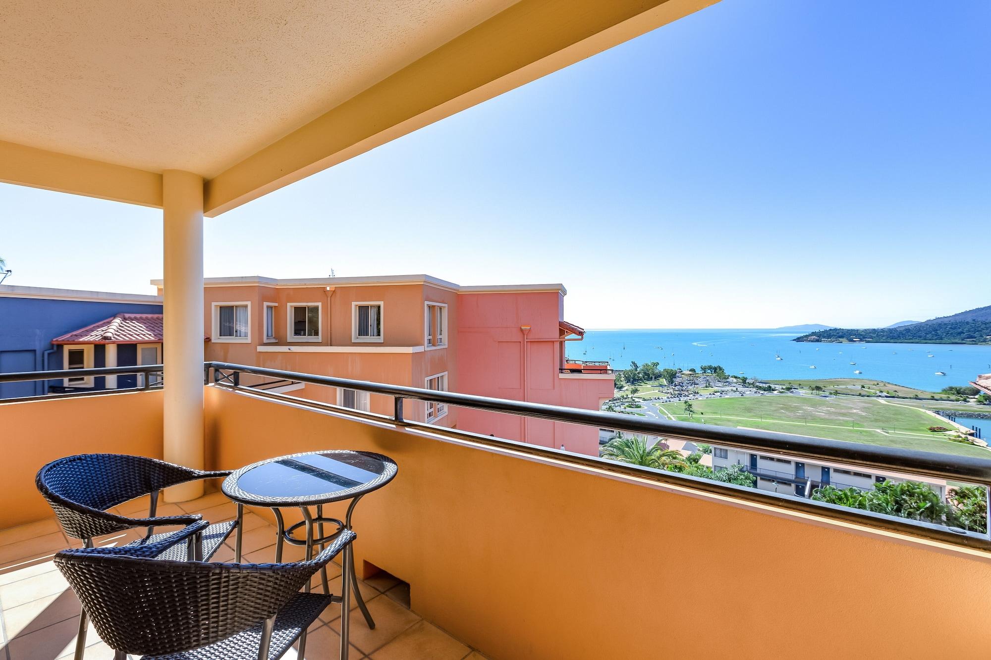Martinique Whitsunday Resort Airlie Beach Extérieur photo