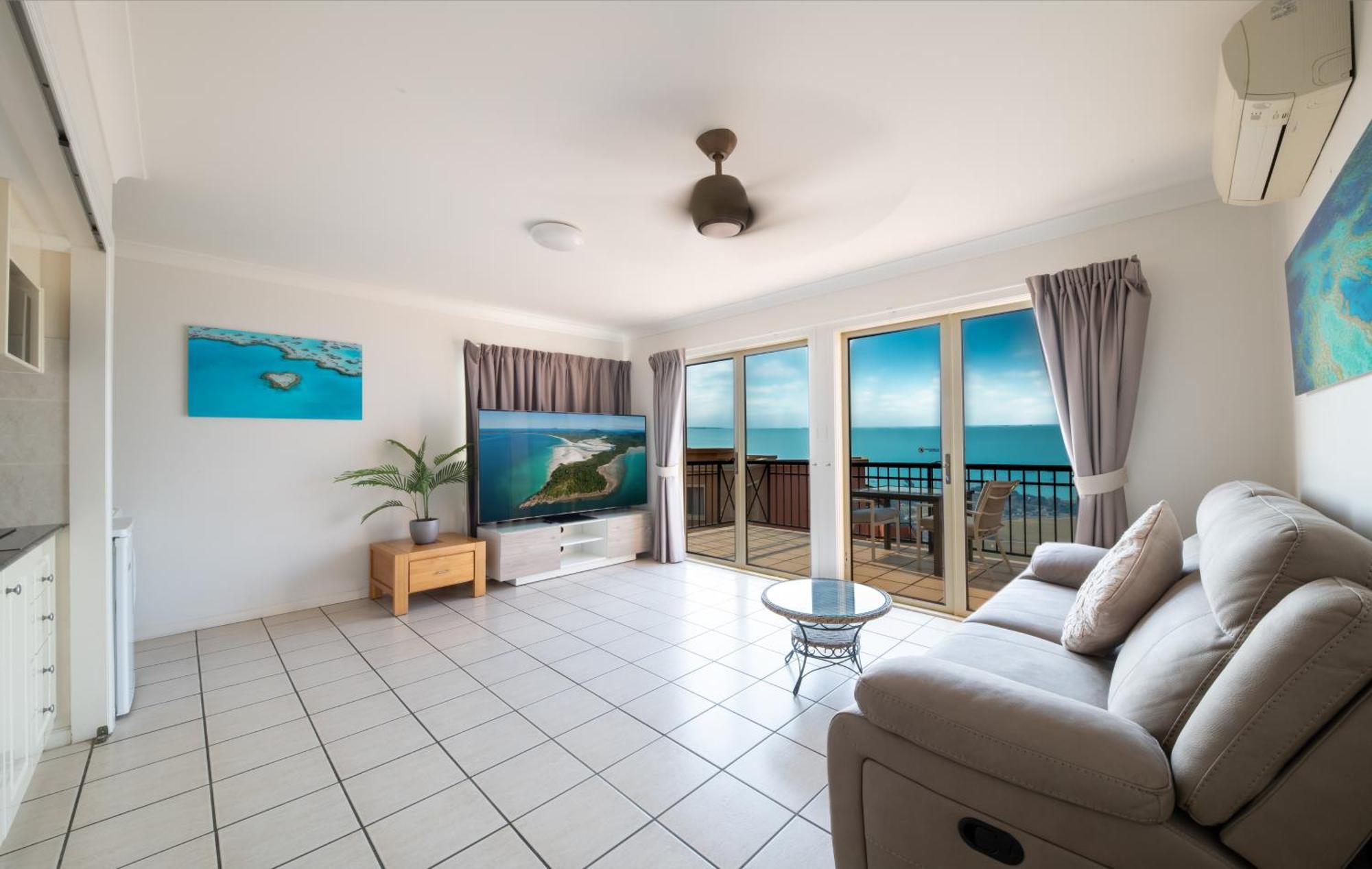 Martinique Whitsunday Resort Airlie Beach Extérieur photo