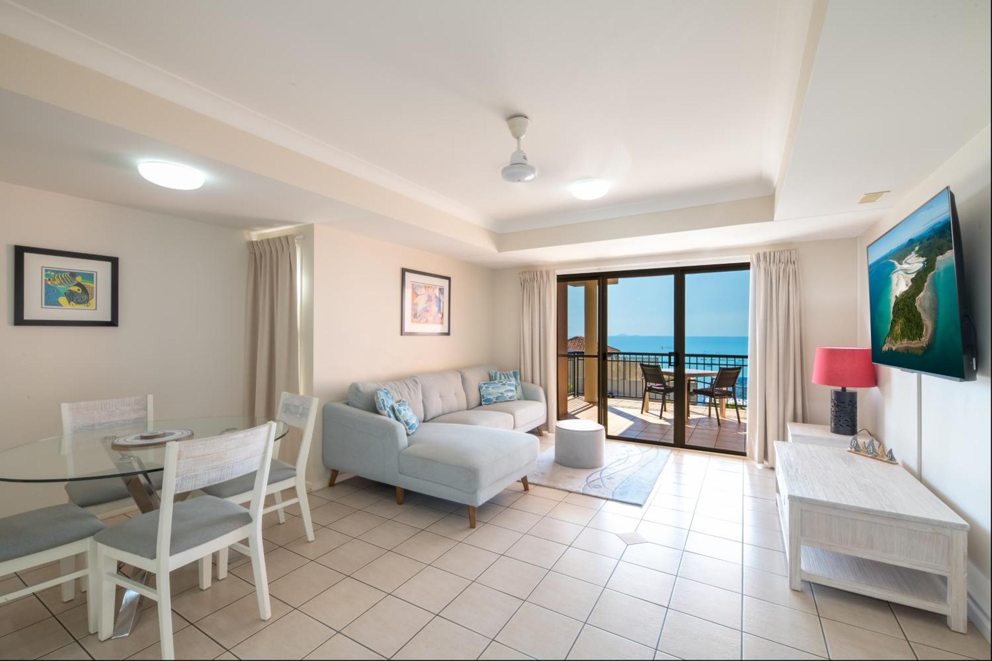Martinique Whitsunday Resort Airlie Beach Extérieur photo