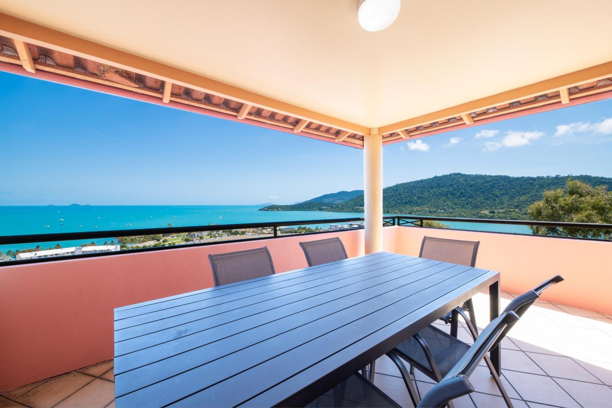 Martinique Whitsunday Resort Airlie Beach Extérieur photo